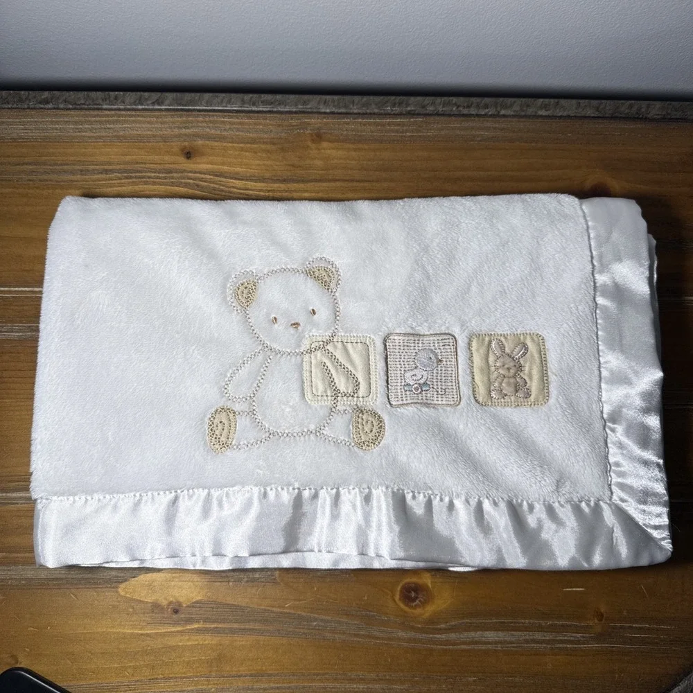 Carter's White Baby Blanket Teddy Bear Bunny Duck Blocks Satin  28x32